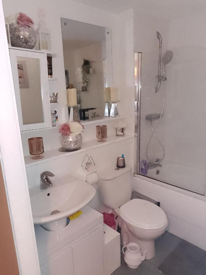 Bed And Breakfast Double Room Chester City Centre, Free Parking Luaran gambar